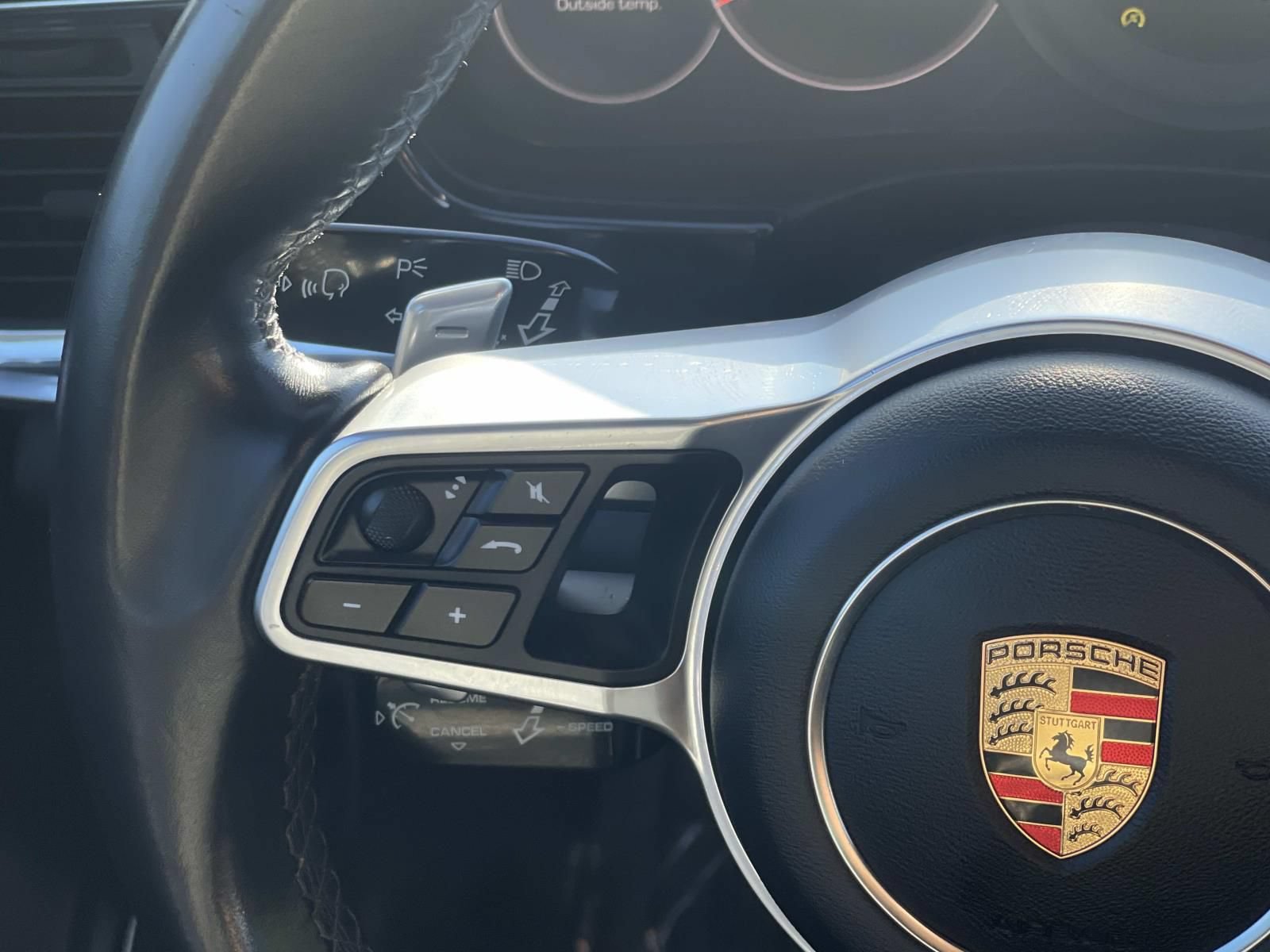 Used 2018 Porsche Panamera 4 AWD/4WD image 8