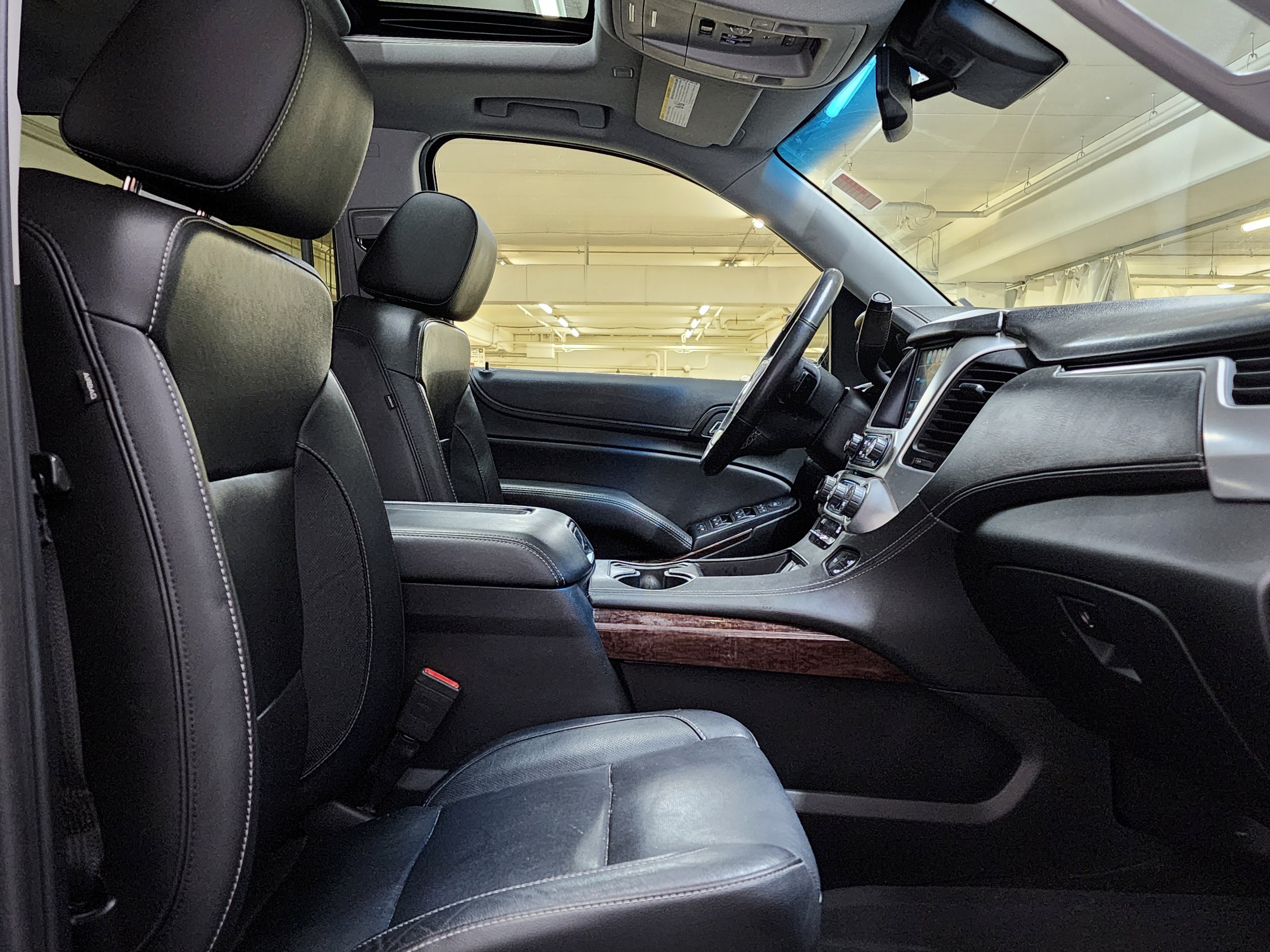 Used 2018 GMC Yukon SLT w/ Premium Edition AWD/4WD image 26