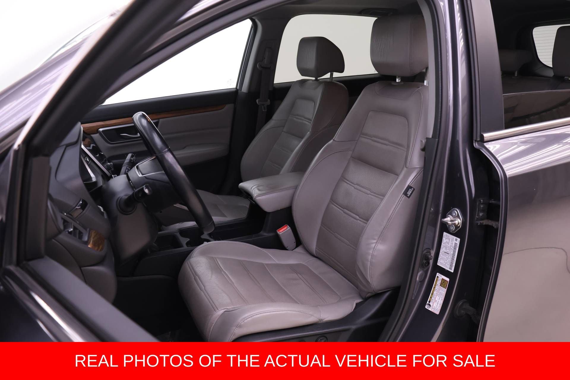 Used 2017 Honda CR-V Touring image 4