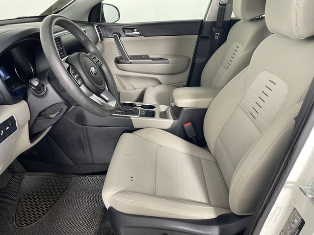 Certified 2022 Kia Sportage LX w/ LX FWD Value Edition Package image 2