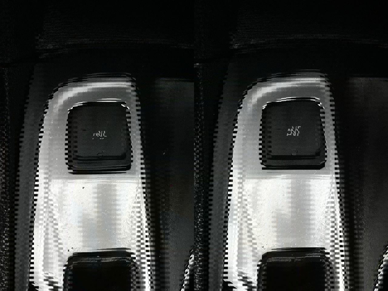 Used 2018 Chevrolet Equinox LS image 14