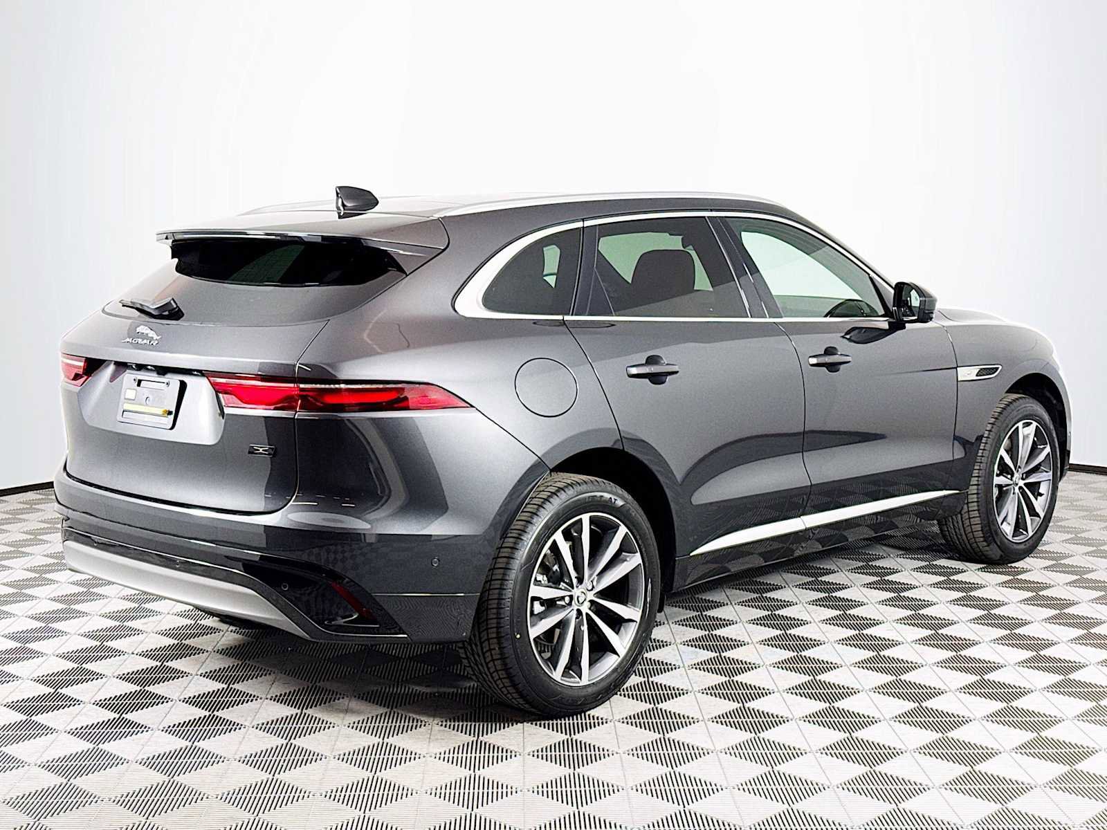 New 2026 Jaguar F-PACE R-Dynamic S AWD/4WD image 5