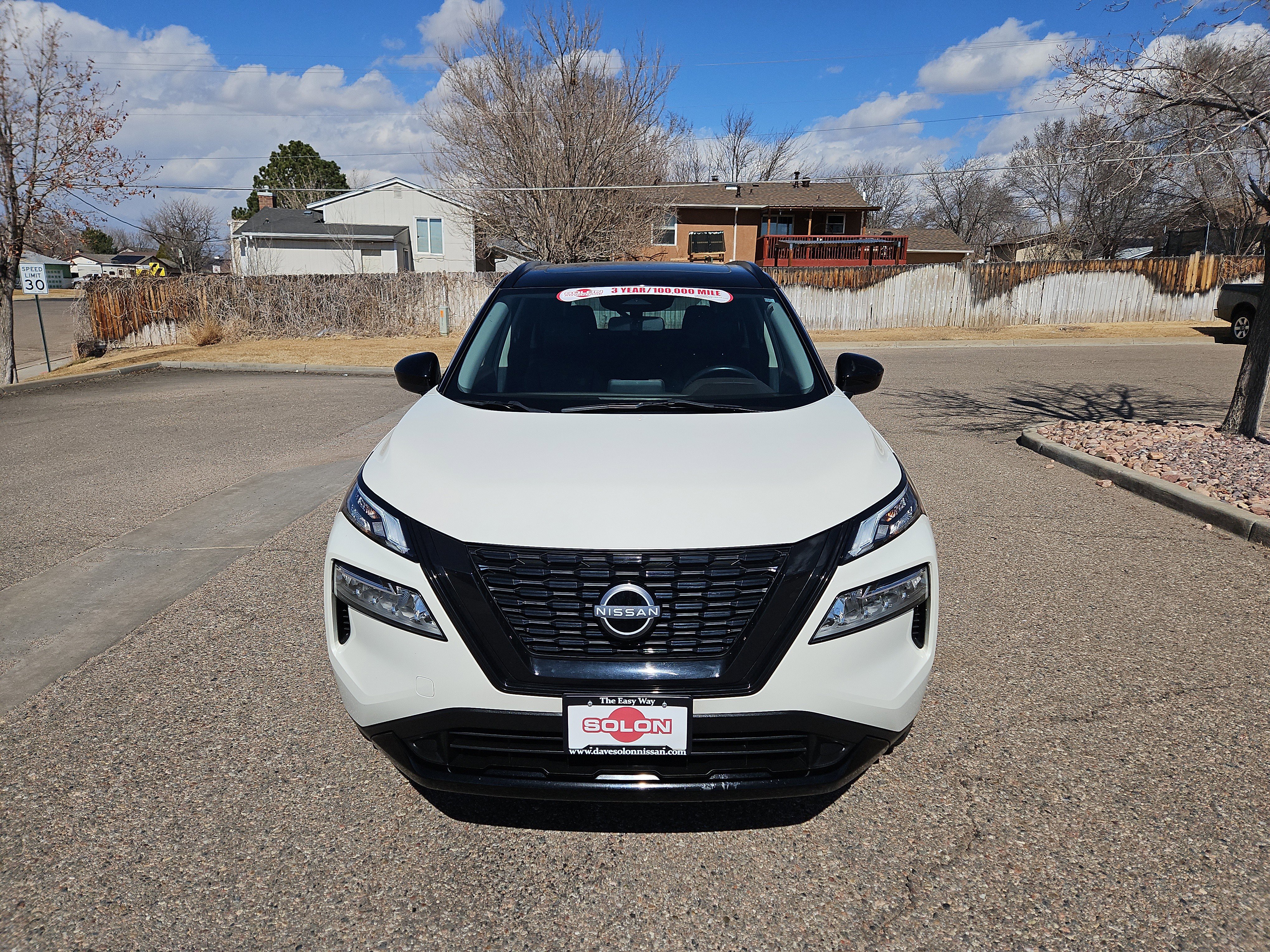 Used 2023 Nissan Rogue SV w/ SV Premium B Package image 5