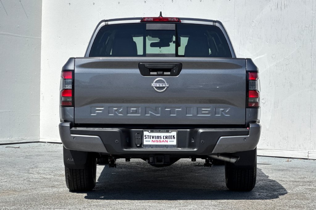 New 2026 Nissan Frontier SV w/ Tow Package RWD image 5