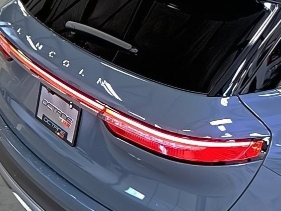 Used 2025 Lincoln Corsair AWD w/ Equipment Group 101A image 14