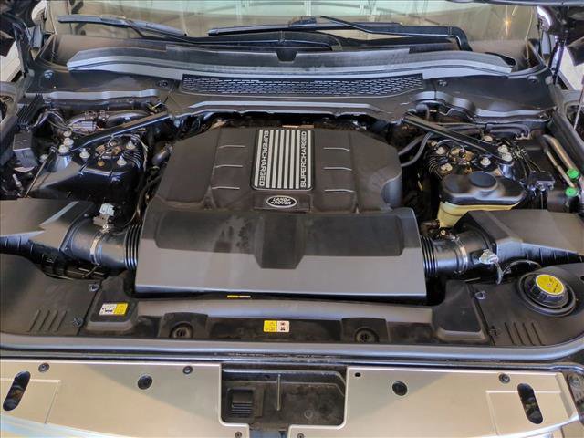 Used 2016 Land Rover Range Rover Supercharged AWD/4WD image 24