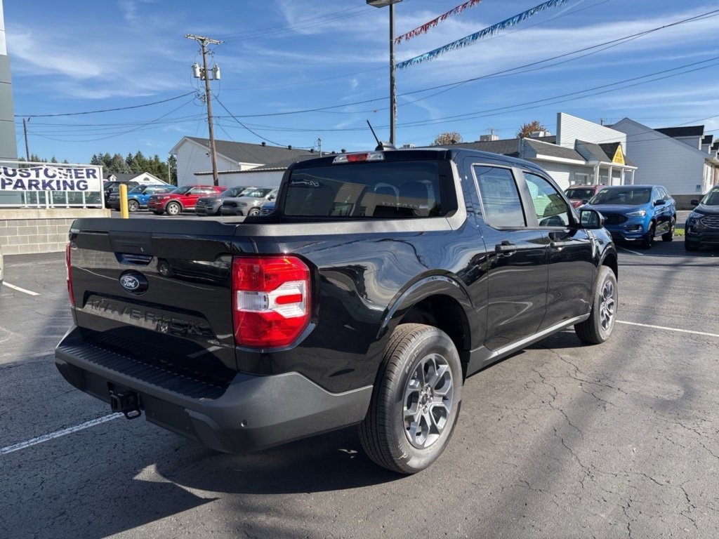 New 2025 Ford Maverick XLT w/ XLT Luxury Package image 5