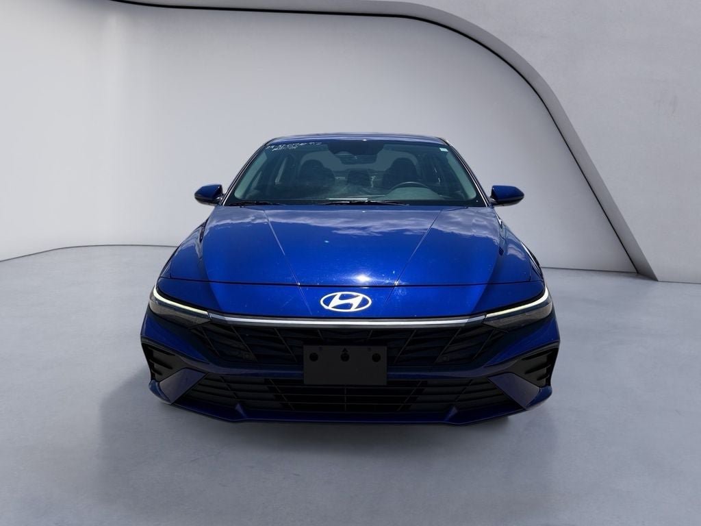 Used 2024 Hyundai Elantra SEL FWD image 8