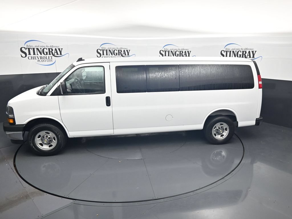 Used 2025 Chevrolet Express 3500 LT w/ LT Preferred Equipment Group RWD image 21