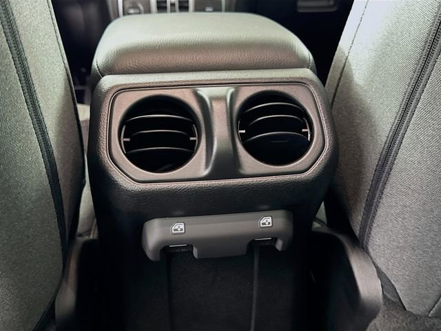 New 2025 Jeep Gladiator Sport image 27