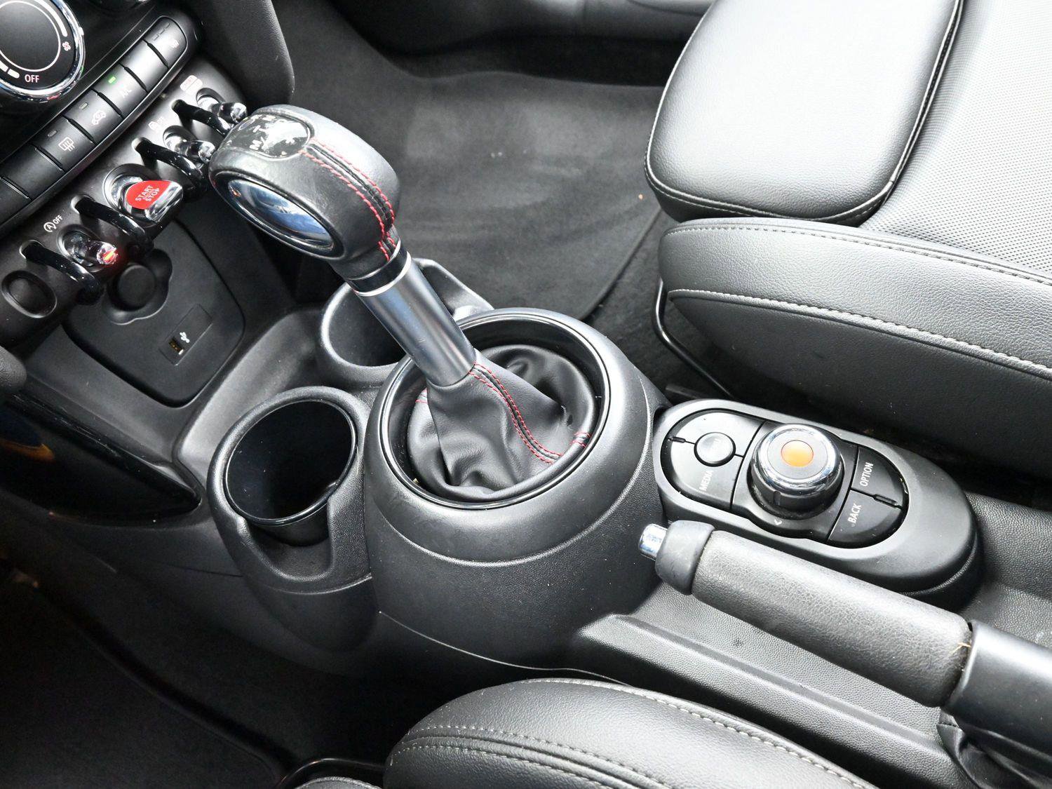 Used 2019 MINI Cooper S image 23