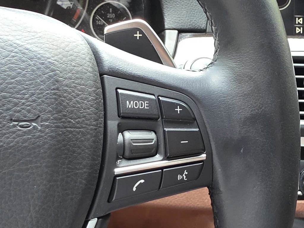Used 2016 BMW 528i xDrive Sedan AWD/4WD image 28