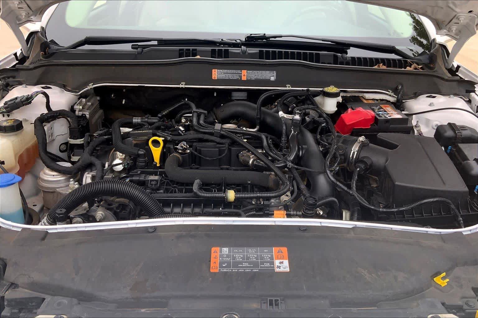 Used 2020 Ford Fusion SEL FWD image 30