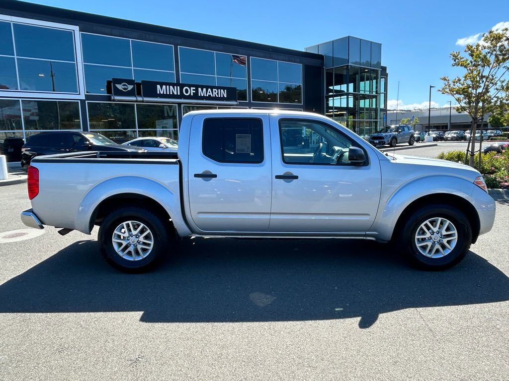 Used 2019 Nissan Frontier SV image 6