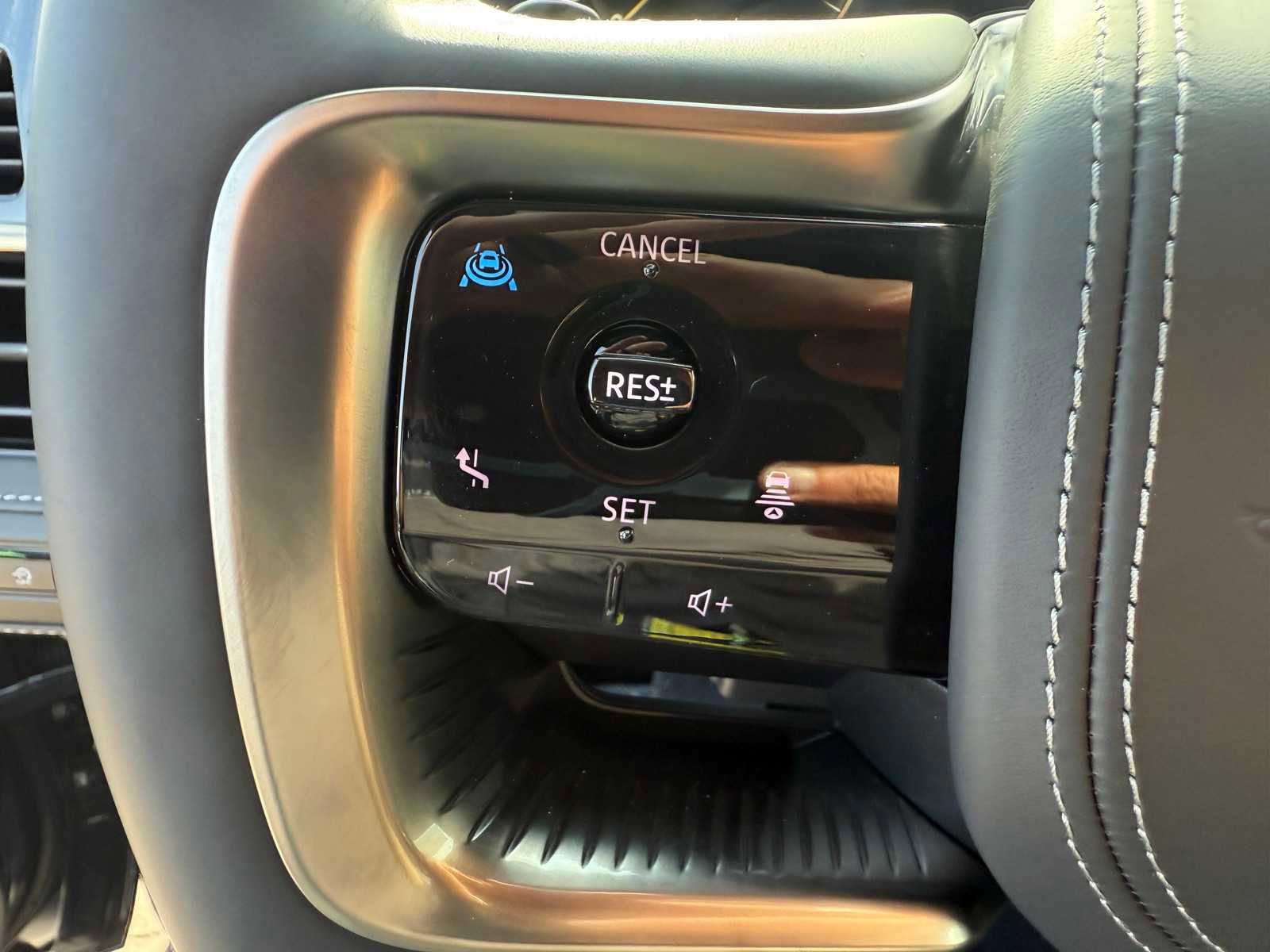 New 2026 INFINITI QX80 Autograph w/ Premium Cargo Package image 13