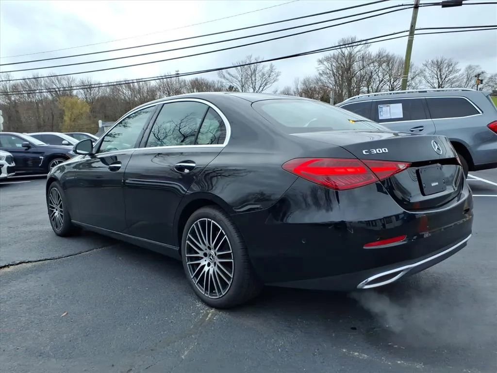 Used 2024 Mercedes-Benz C 300 Sedan image 5