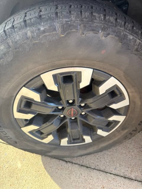 Used 2024 Nissan Frontier Pro-X RWD image 19