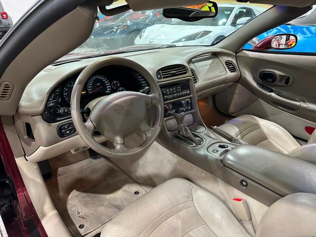 Used 2003 Chevrolet Corvette Coupe w/ Preferred Equipment Group RWD image 11