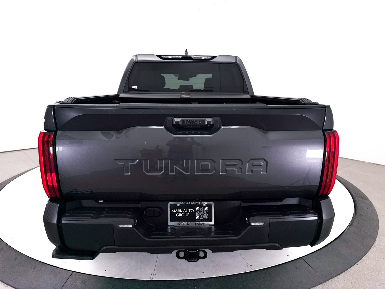 Used 2025 Toyota Tundra SR5 AWD/4WD image 17