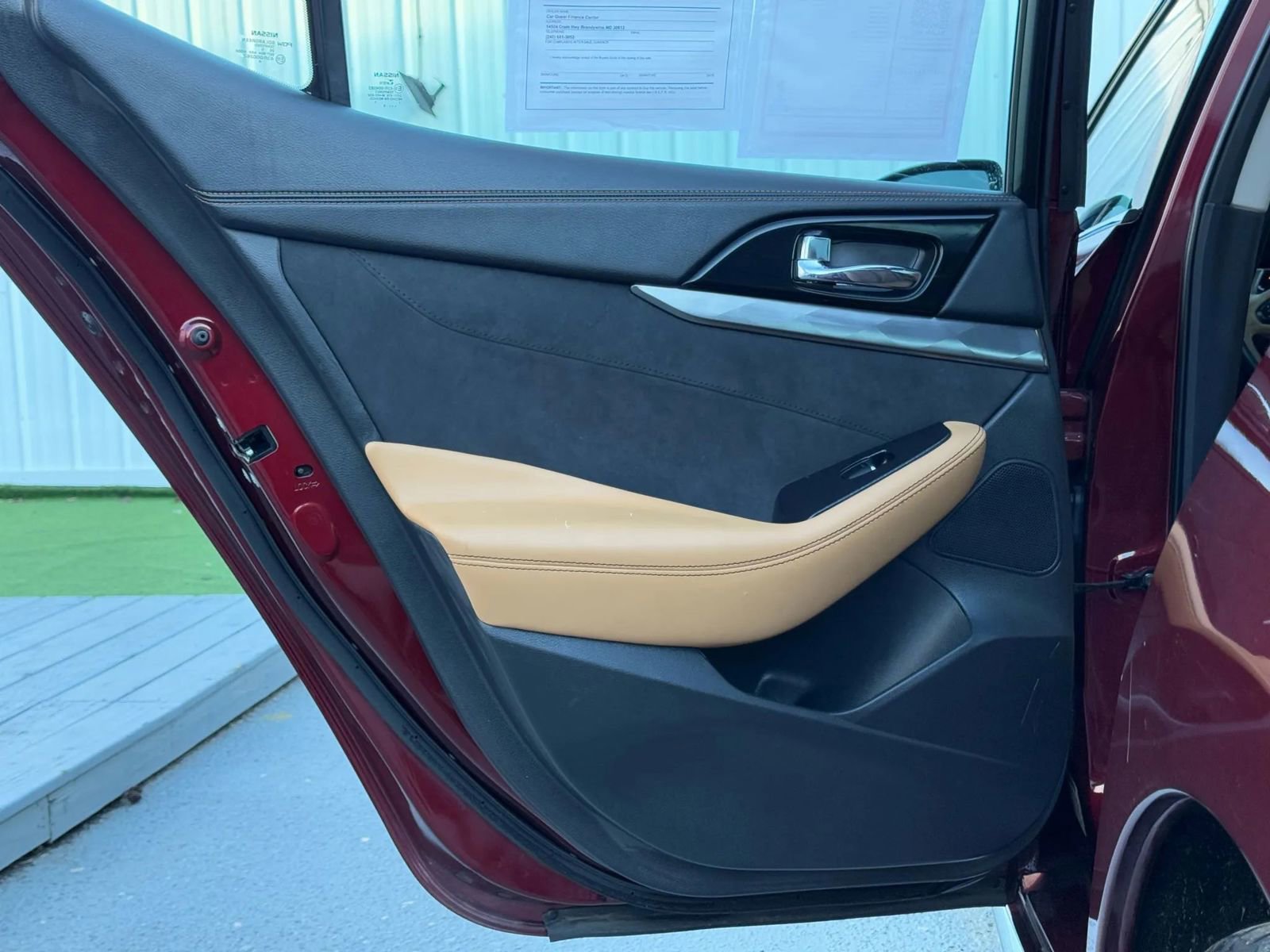 Used 2016 Nissan Maxima SR image 13