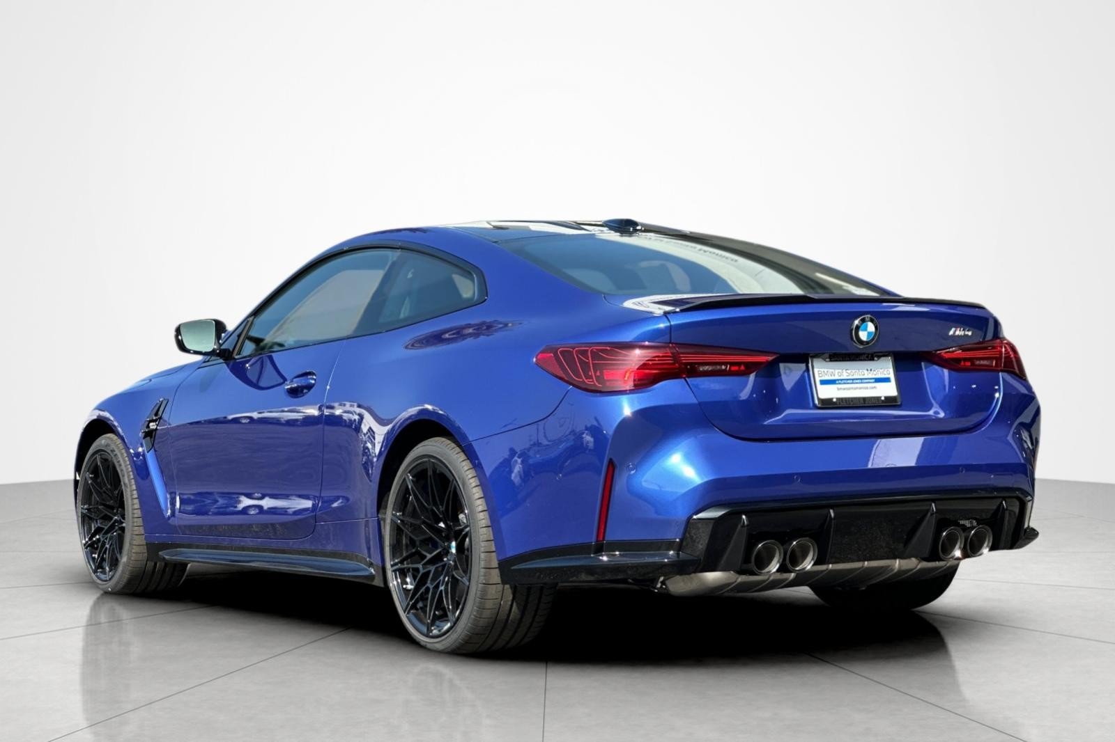New 2027 BMW M4 Coupe w/ Executive Package RWD image 3