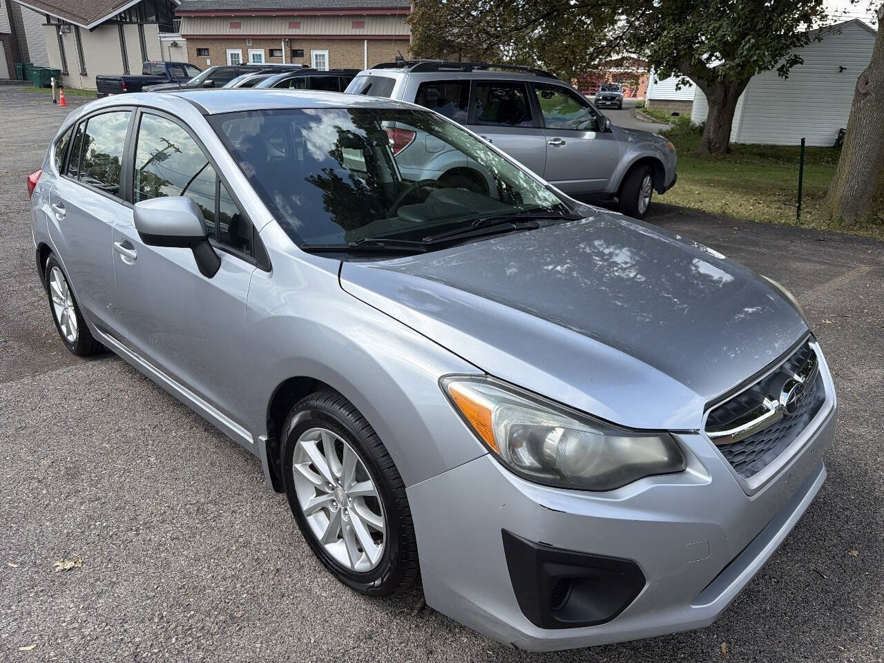 Used 2013 Subaru Impreza 2.0i Premium AWD/4WD image 2