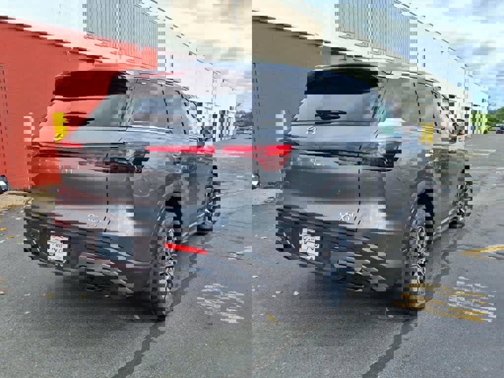 New 2025 INFINITI QX60 Pure image 2