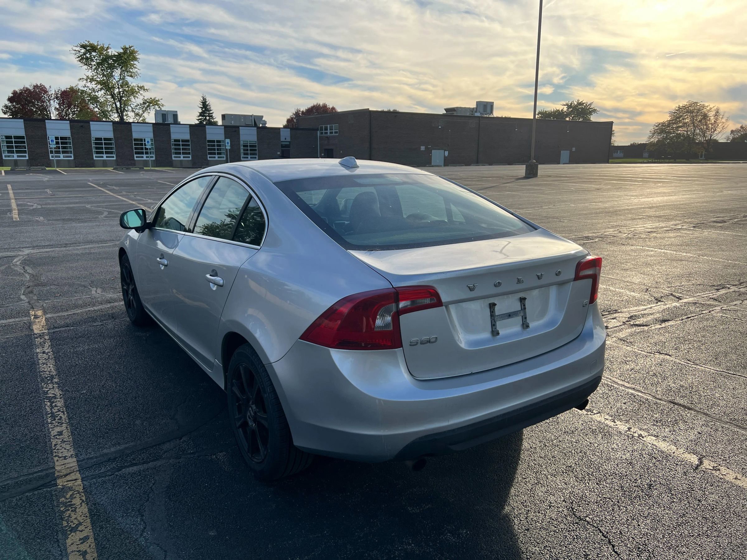 Used 2012 Volvo S60 T5 image 8