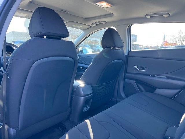 Certified 2025 Hyundai Elantra SEL image 13