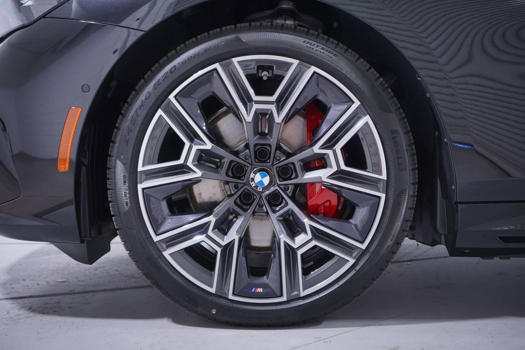New 2026 BMW i5 eDrive40 w/ M Sport Package image 2