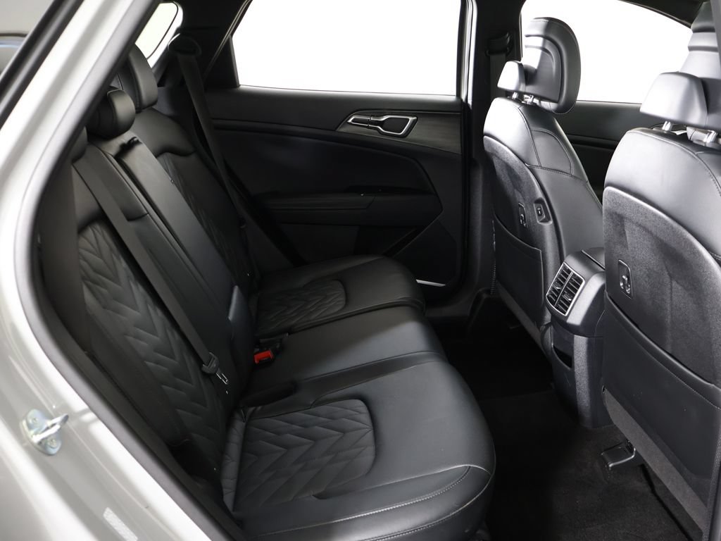 Used 2025 Kia Sportage X-Line w/ Premium Package AWD/4WD image 37
