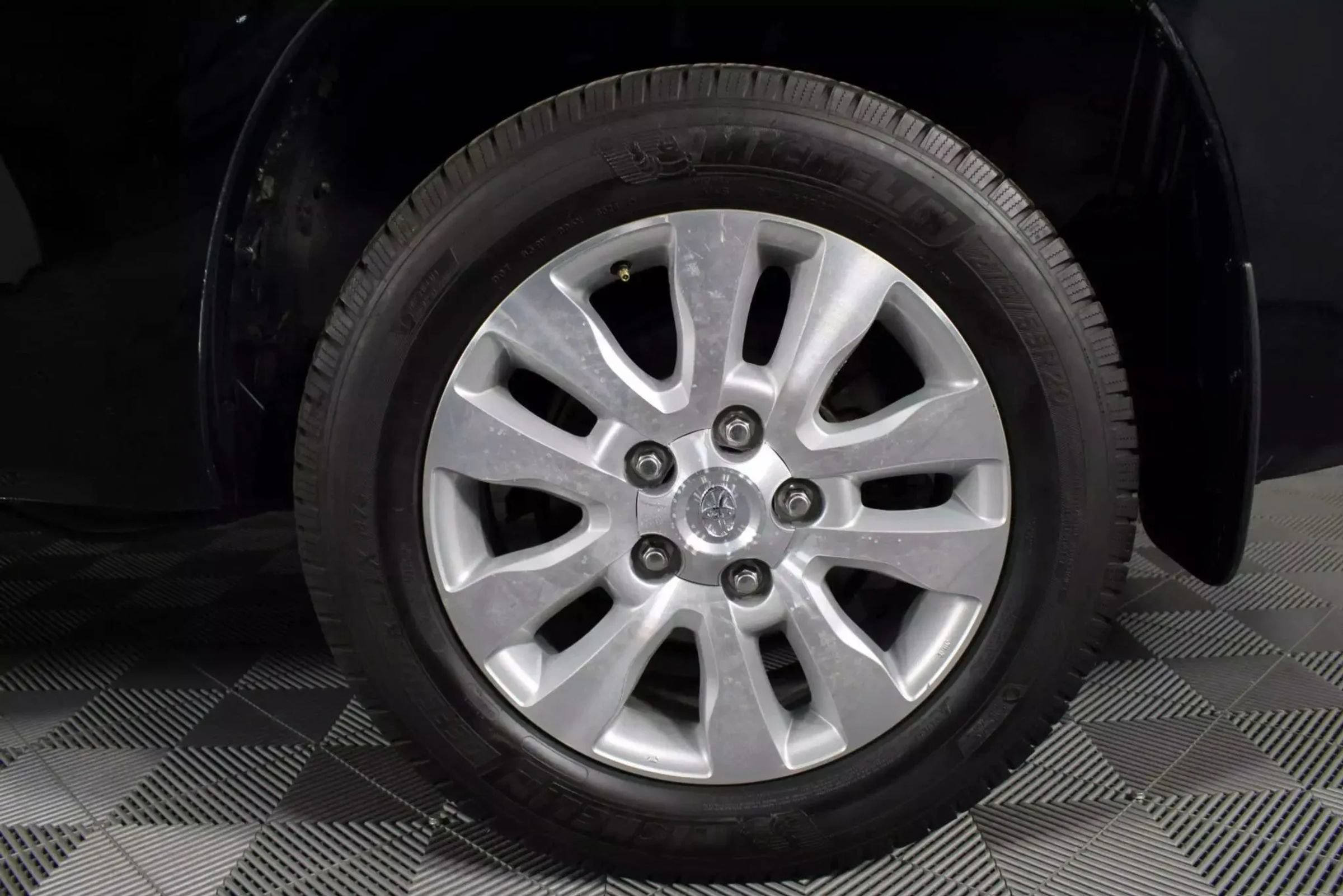 Used 2016 Toyota Sequoia Platinum AWD/4WD image 56