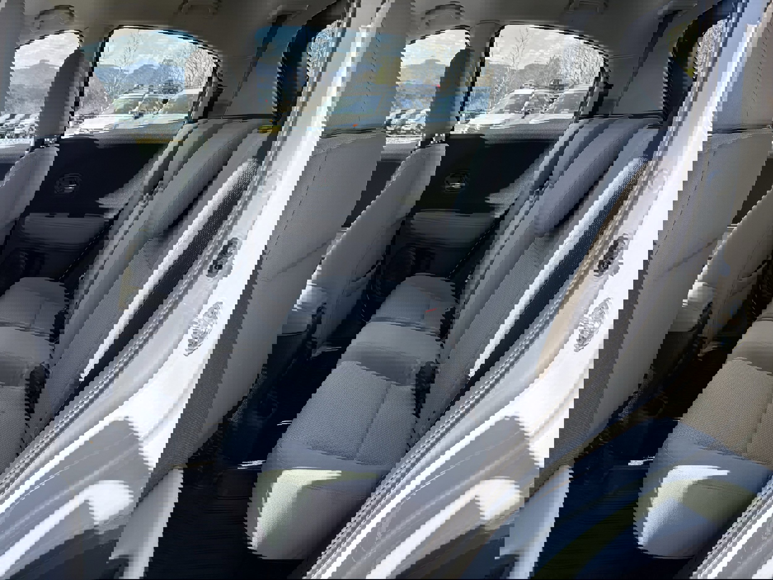 Used 2021 Honda HR-V LX image 30