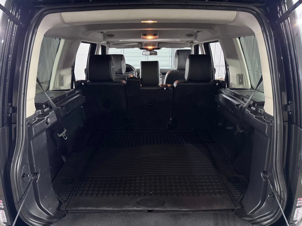 Used 2016 Land Rover LR4 AWD/4WD image 54