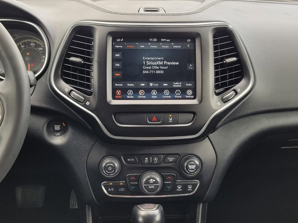 Used 2022 Jeep Cherokee Latitude Lux image 21