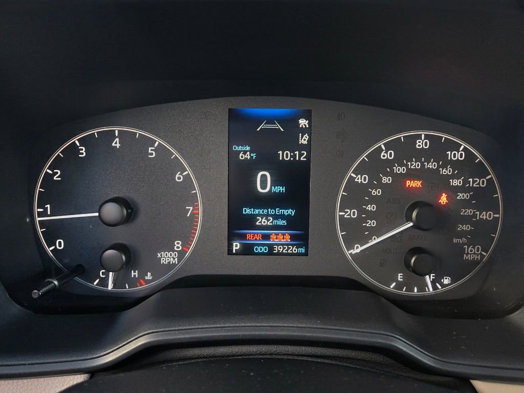 Used 2024 Toyota Corolla Cross L image 25