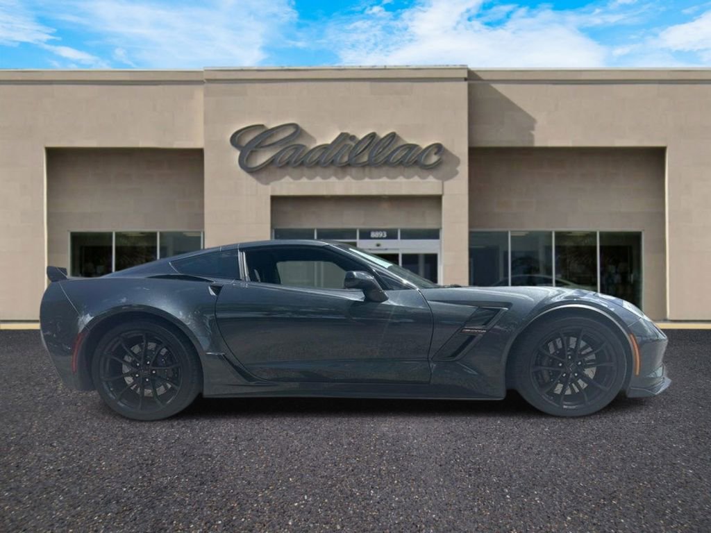 Used 2017 Chevrolet Corvette Grand Sport image 2
