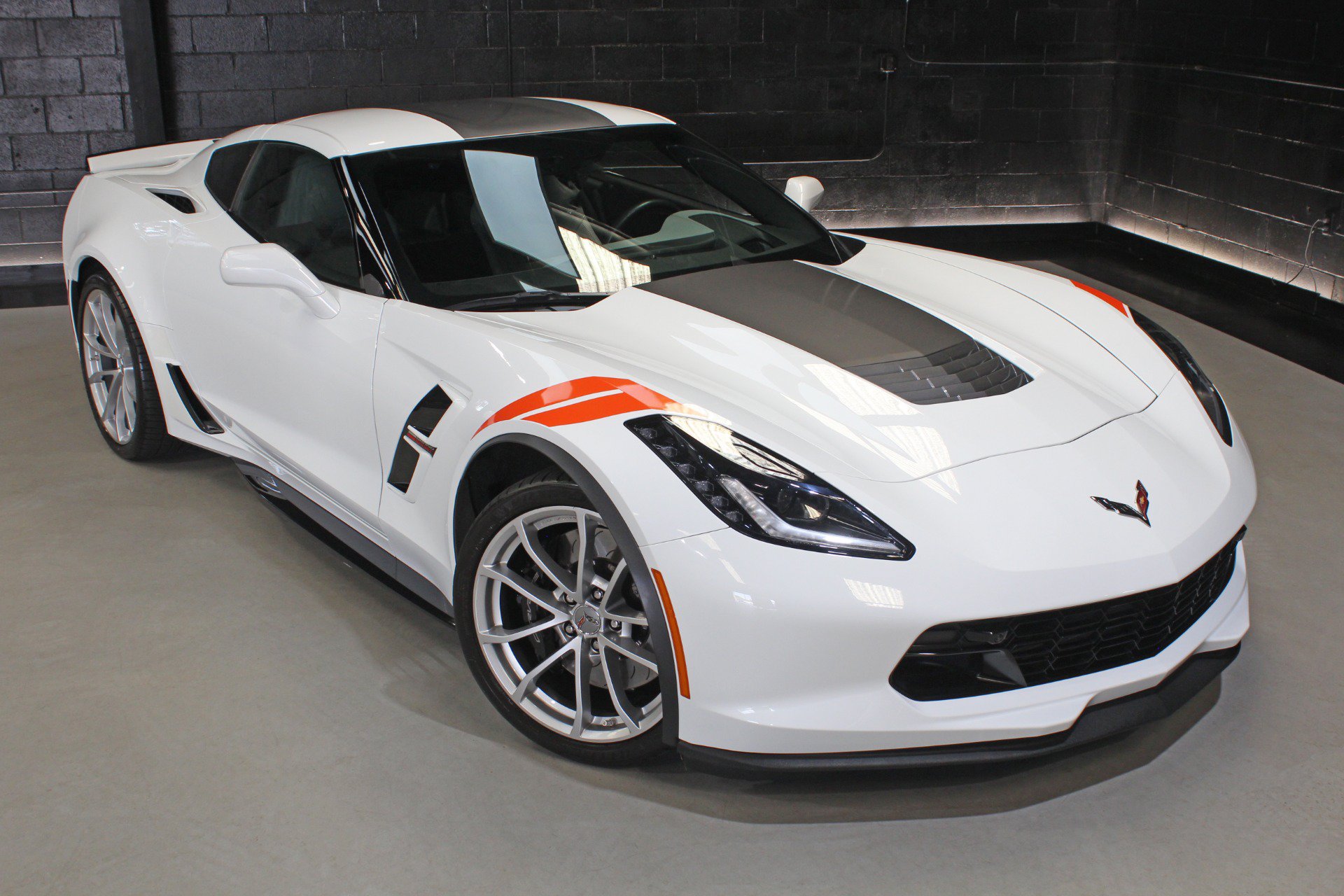 Used 2019 Chevrolet Corvette Grand Sport RWD image 13