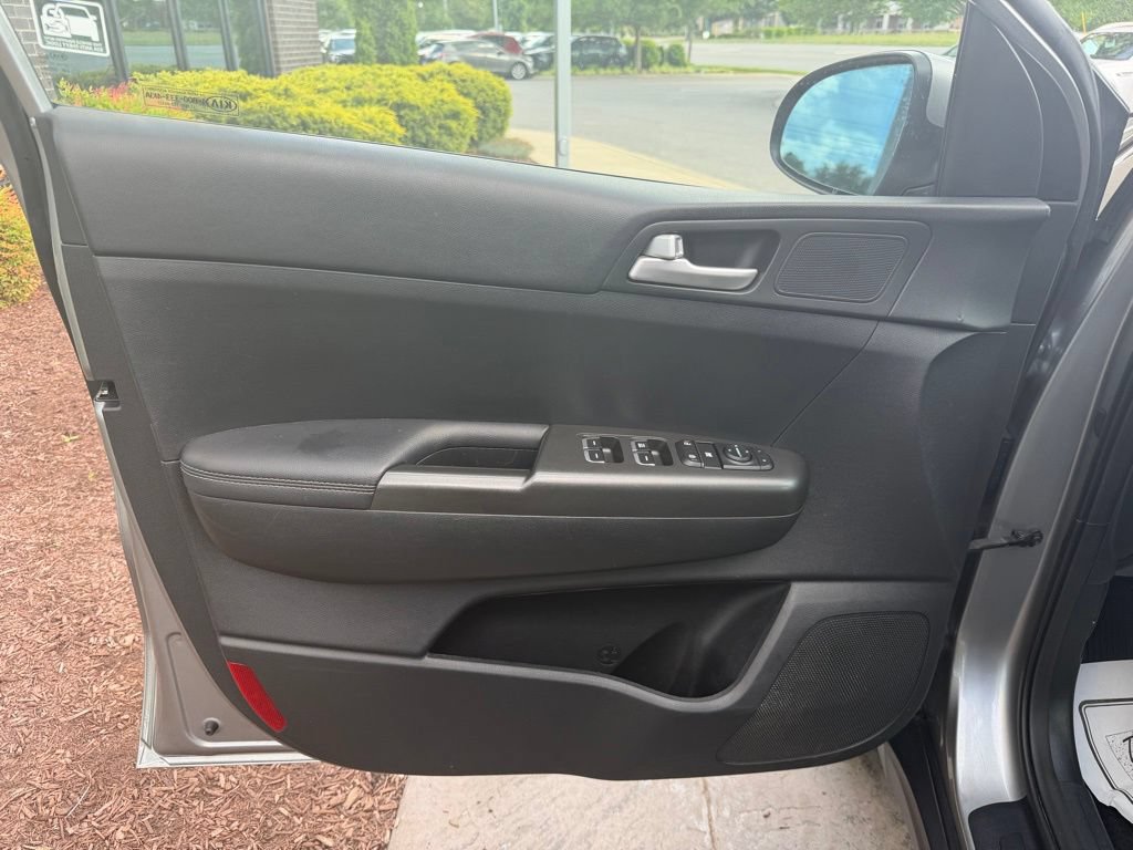 Used 2022 Kia Sportage LX FWD image 20