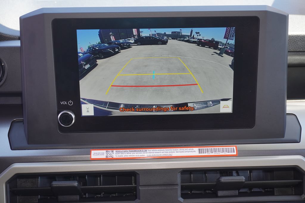 Certified 2025 Toyota Tacoma SR5 AWD/4WD image 15