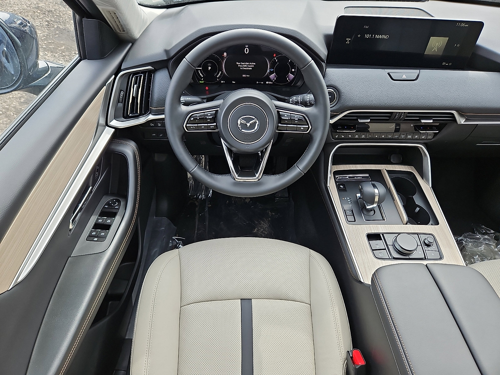 New 2026 MAZDA CX-90 Plug-In Hybrid w/ Preferred image 9