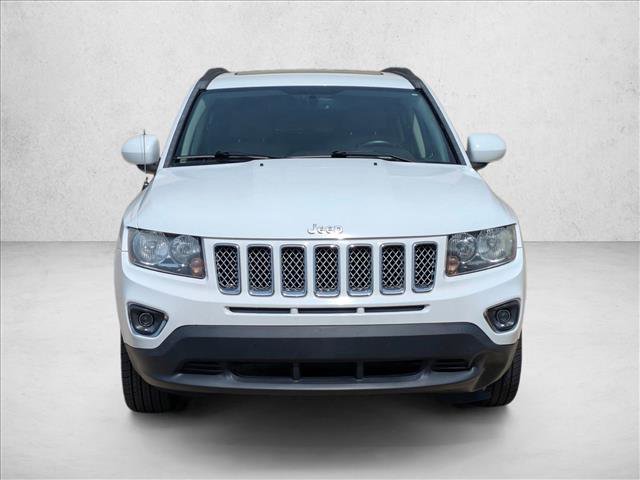 Used 2015 Jeep Compass High Altitude image 2