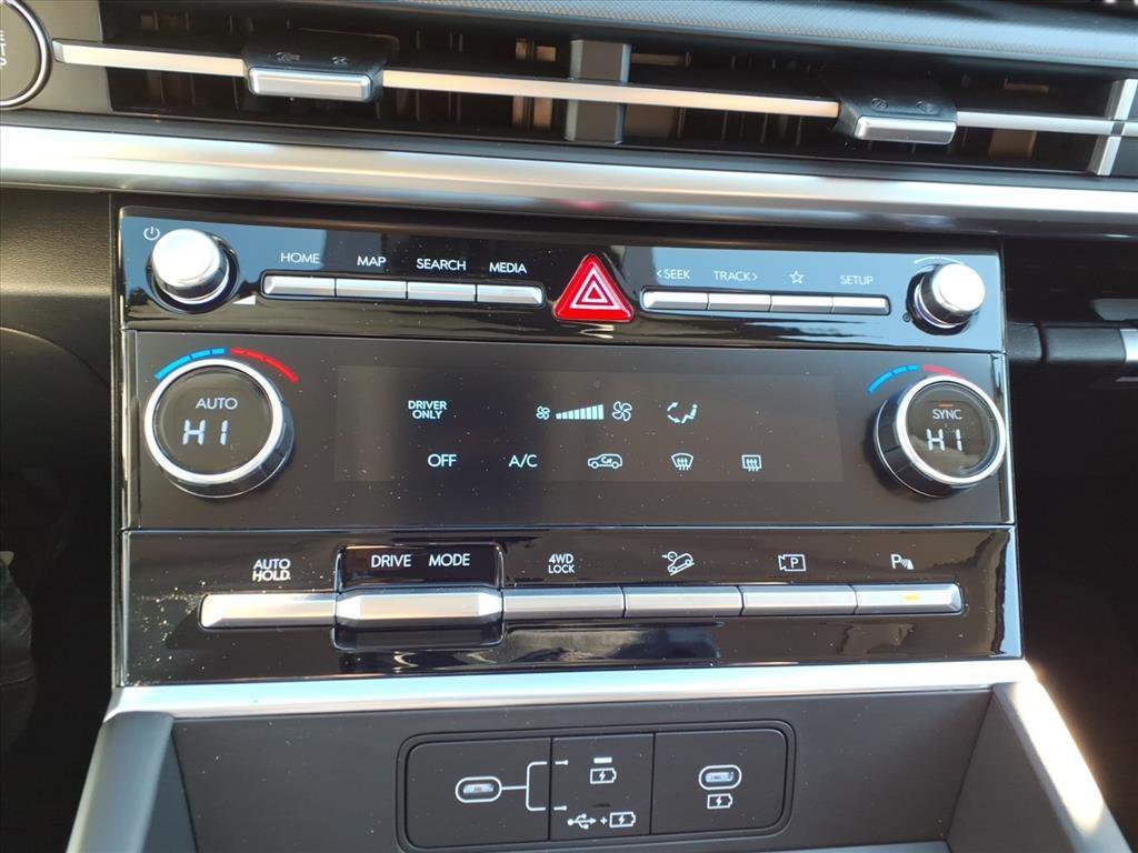 Used 2026 Hyundai Santa Fe SE image 14
