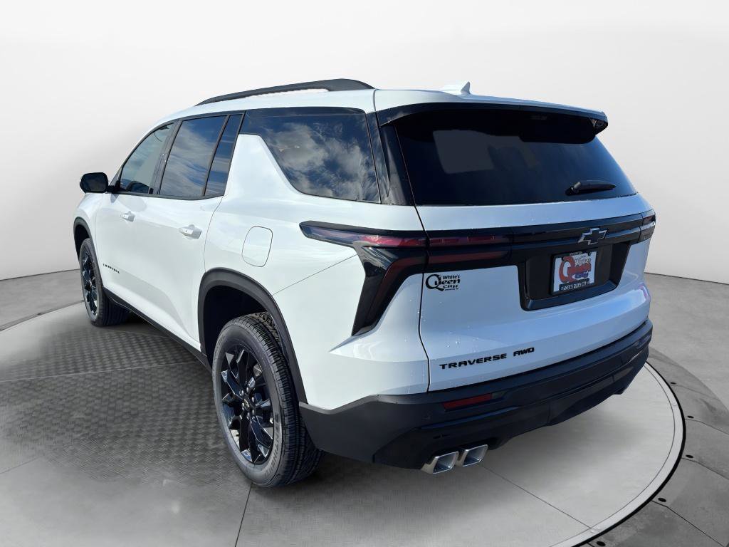 New 2026 Chevrolet Traverse LT w/ Midnight/Sport Edition image 3
