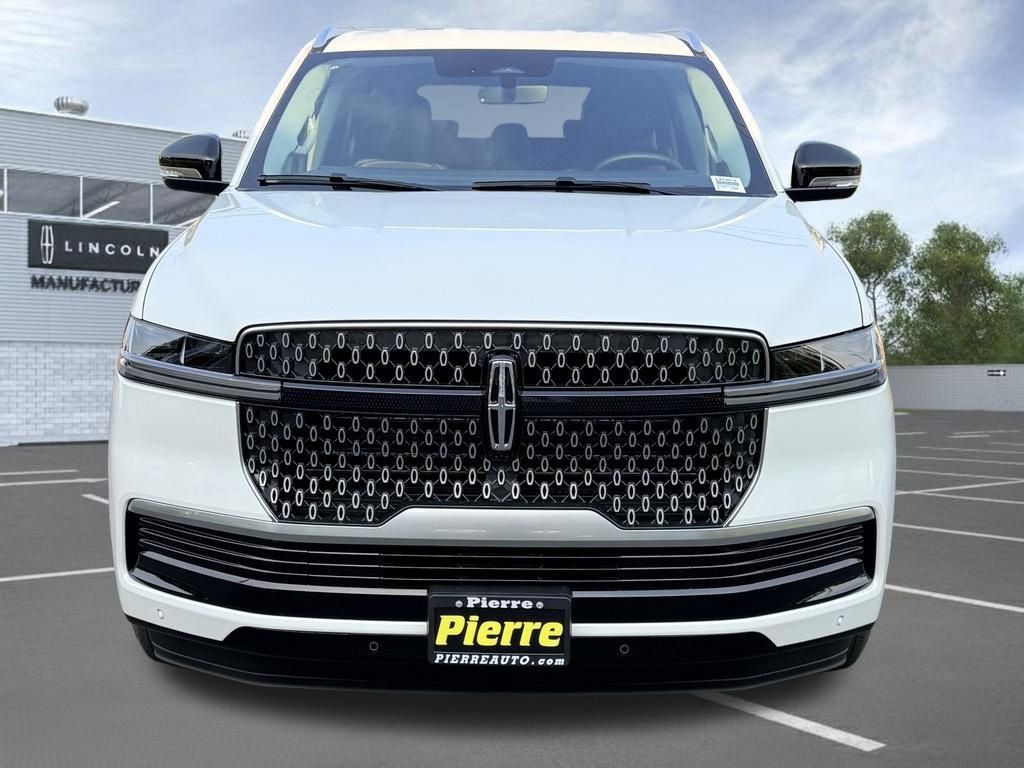 New 2027 Lincoln Navigator Premiere AWD/4WD image 5