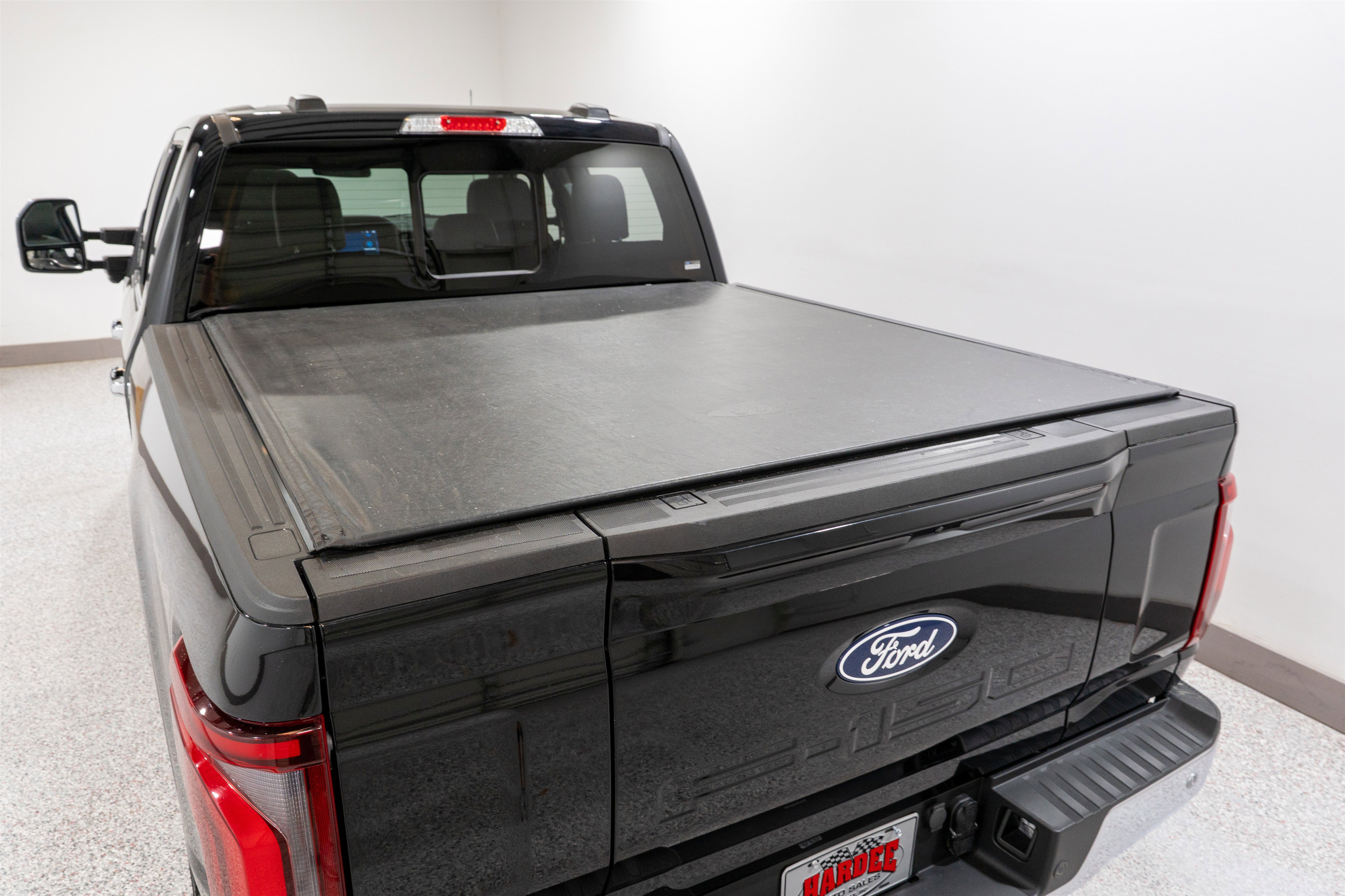 Used 2024 Ford F150 Lariat w/ Bed Utility Package AWD/4WD image 11