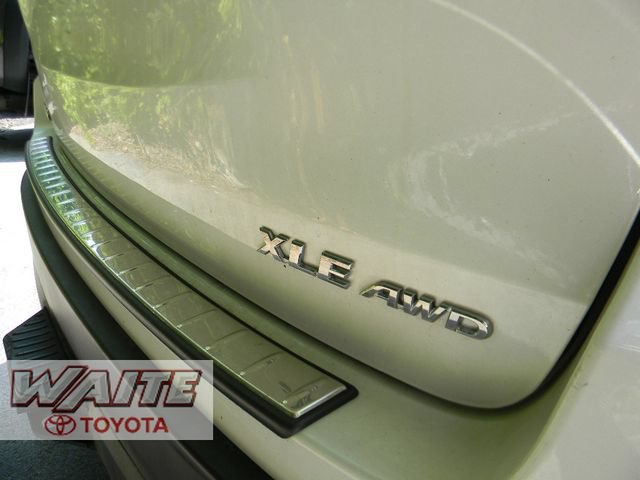 Used 2018 Toyota Highlander XLE AWD/4WD video 2