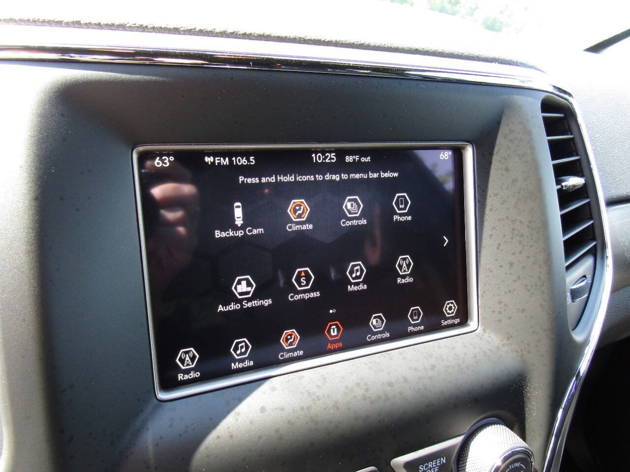 Used 2021 Jeep Grand Cherokee Laredo AWD/4WD image 15