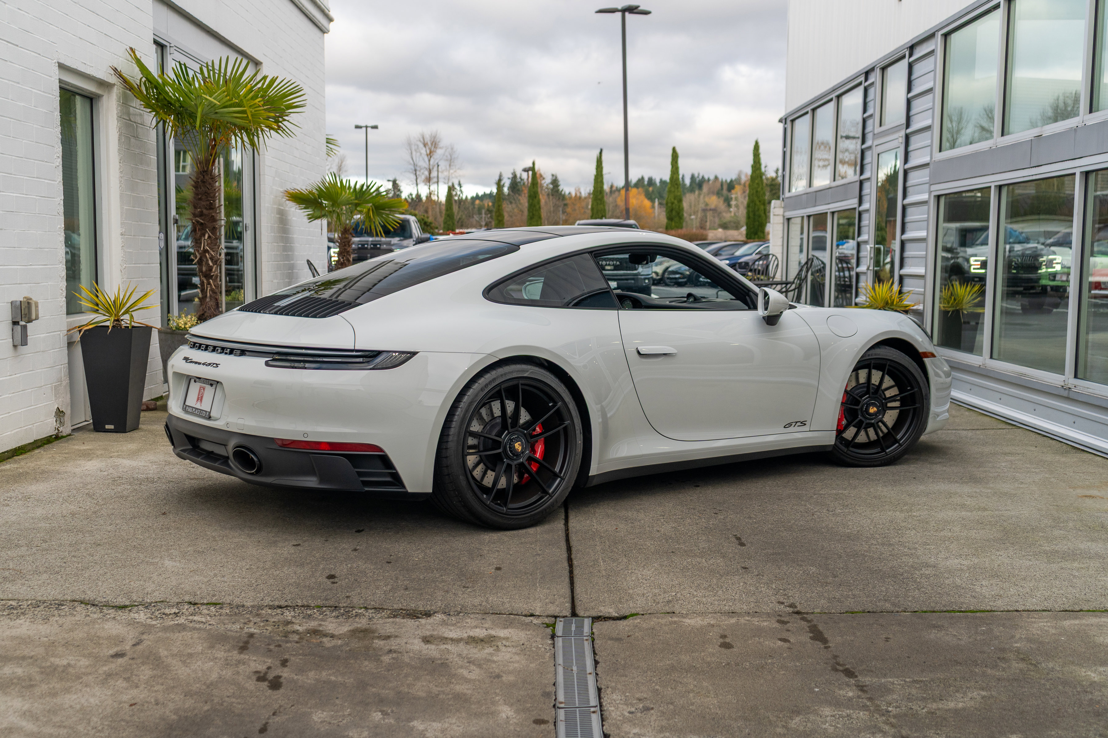 Used 2024 Porsche 911 Carrera 4 GTS image 9