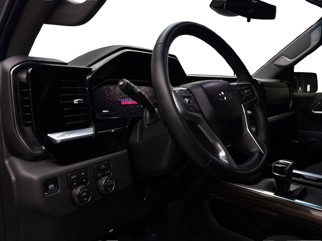Used 2025 Chevrolet Silverado 1500 LT Trail Boss w/ Convenience Package II image 54